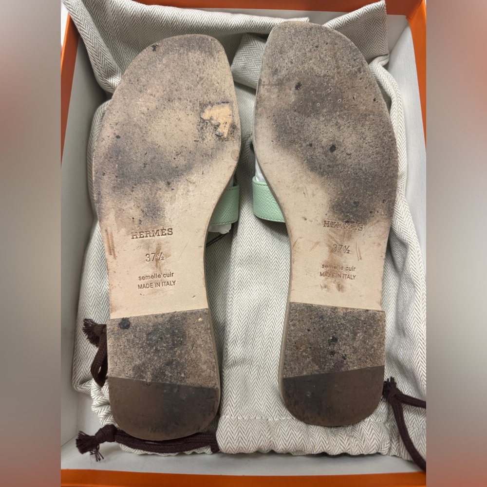 Hermes Oran Vert Jade | Size 37.5 - Picture 6 of 8